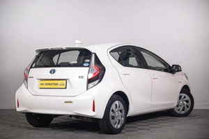 Хетчбэк Toyota Aqua 2019 года, 1099000 рублей, Томск