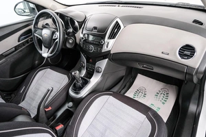 Хетчбэк Chevrolet Cruze 2013 года, 869000 рублей, Красноярск