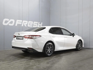 Седан Toyota Camry 2021 года, 3790000 рублей, Омск