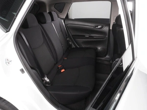 Хетчбэк Nissan Tiida 2015 года, 1069000 рублей, Красный Пахарь