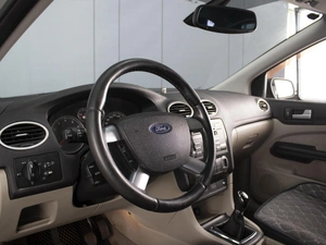 Седан Ford Focus 2006 года, 470000 рублей, Омск
