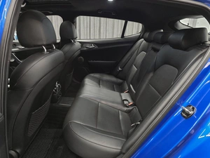 Лифтбек Kia Stinger 2018 года, 2599000 рублей, Красноярск