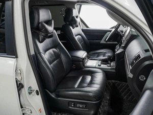 Внедорожник Toyota Land Cruiser 2016 года, 6500000 рублей, Тюмень