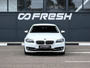 Седан BMW 5 серия 2015 года, 1999000 рублей, Кирилловка
