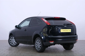 Хетчбэк Ford Focus 2006 года, 379000 рублей, Омск