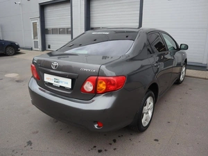 Седан Toyota Corolla 2007 года, 820000 рублей, Железногорск