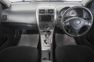 Универсал Toyota Corolla Fielder 2012 года, 949000 рублей, Кемерово