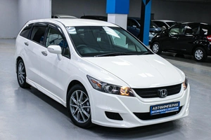 Минивэн Honda Stream 2010 года, 948000 рублей, Солонцы