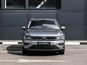 Внедорожник Volkswagen Tiguan Allspace 2019 года, 2544000 рублей, Кирилловка