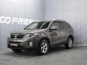 Внедорожник Kia Sorento 2017 года, 1940000 рублей, Омск