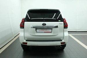 Внедорожник Toyota Land Cruiser Prado 2018 года, 4950000 рублей, Красноярск