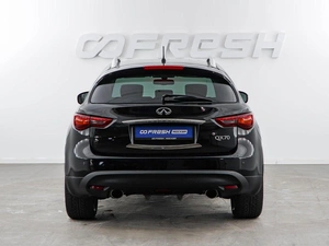 Внедорожник Infiniti QX70 2015 года, 2549999 рублей, Москва