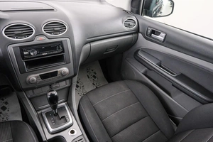 Универсал Ford Focus 2010 года, 799000 рублей, Красноярск