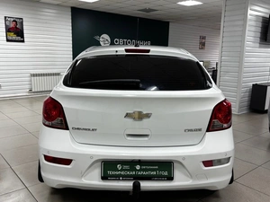 Хетчбэк Chevrolet Cruze 2013 года, 650000 рублей, Ачинск