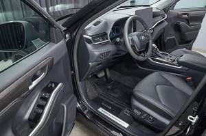 Внедорожник Toyota Highlander 2025 года, 5550000 рублей, Красноярск