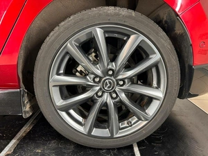 Хетчбэк Mazda 3 2019 года, 1612000 рублей, Красноярск