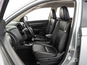 Внедорожник Mitsubishi Outlander 2018 года, 1794444 рублей, Москва