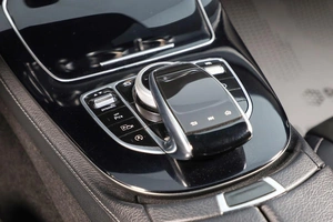 Седан Mercedes-benz E-класс 2017 года, 2779000 рублей, Новосибирск