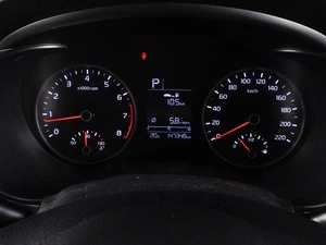 Седан Kia Rio 2019 года, 1635000 рублей, Красный Пахарь