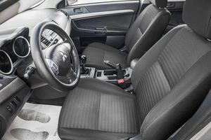 Седан Mitsubishi Lancer 2012 года, 699000 рублей, Барнаул