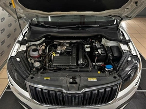Внедорожник Skoda Karoq 2021 года, 2190000 рублей, Красноярск