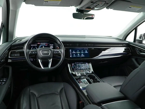 Внедорожник Audi Q7 2023 года, 6988888 рублей, Москва