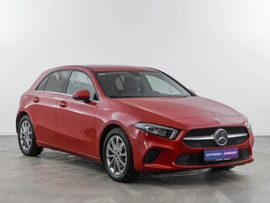 Хетчбэк Mercedes-benz A-класс 2018 года, 2248050 рублей, Москва
