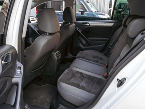 Хетчбэк Volkswagen Golf 2009 года, 930000 рублей, Краснодар