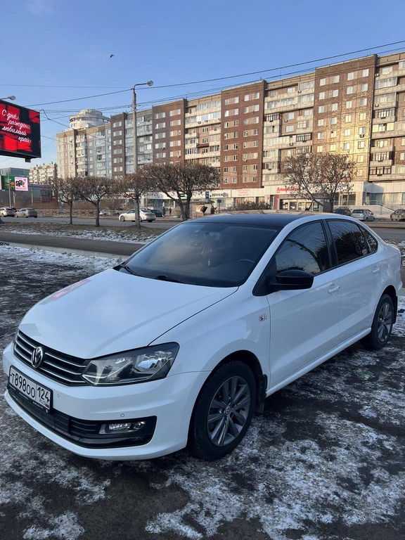Седан Volkswagen Polo 2019 года, 1060000 рублей, Красноярск