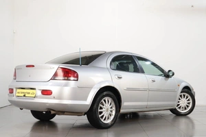 Седан Chrysler Sebring 2002 года, 409000 рублей, Челябинск