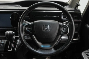 Минивэн Honda Stepwgn 2017 года, 2389000 рублей, Новокузнецк