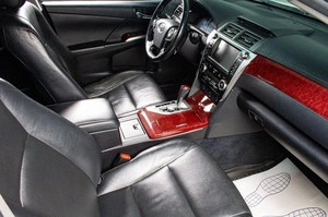 Седан Toyota Camry 2013 года, 1939000 рублей, Сургут