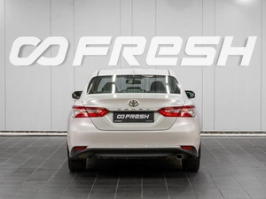 Седан Toyota Camry 2019 года, 3249000 рублей, Сургут