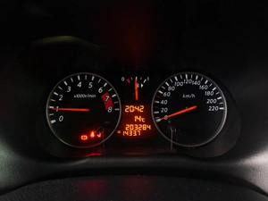 Хетчбэк Nissan Note 2012 года, 699000 рублей, Тюмень