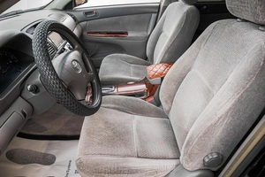 Седан Toyota Camry 2002 года, 899000 рублей, Барнаул