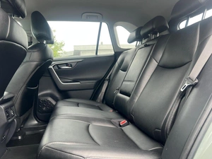 Внедорожник Toyota RAV4 2019 года, 3199000 рублей, Ижевск