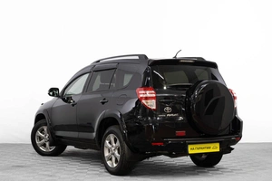 Внедорожник Toyota RAV4 2011 года, 1799000 рублей, Барнаул