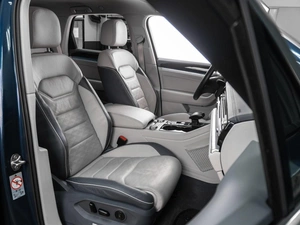 Внедорожник Volkswagen Touareg 2020 года, 6849000 рублей, Тюмень