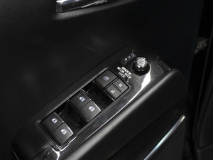 Минивэн Toyota Alphard 2019 года, 6557888 рублей, Омск