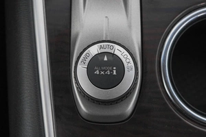 Внедорожник Nissan Pathfinder 2015 года, 2299000 рублей, Кемерово