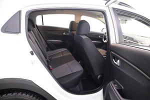 Хэтчбек Kia Rio 2018 года, 2040000 рублей, Брянск