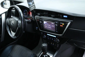 Хетчбэк Toyota Auris 2013 года, 1248000 рублей, Солонцы