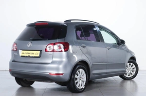 Хетчбэк Volkswagen Golf Plus 2011 года, 759000 рублей, Челябинск