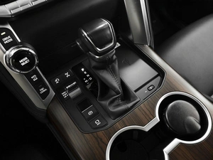 Внедорожник Toyota Land Cruiser 2023 года, 12850000 рублей, Ставрополь