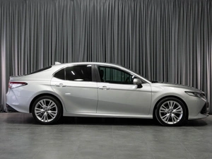 Седан Toyota Camry 2018 года, 2286070 рублей, Тюмень