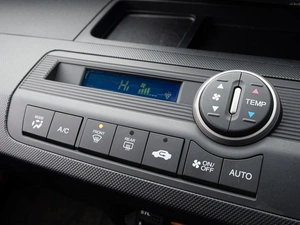 Минивэн Honda Freed 2014 года, 1250000 рублей, Краснодар