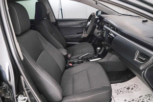 Седан Toyota Corolla 2014 года, 1349000 рублей, Красноярск