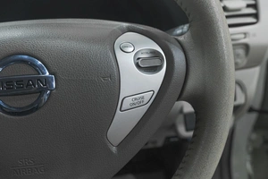 Хетчбэк Nissan Leaf 2012 года, 679000 рублей, Новокузнецк