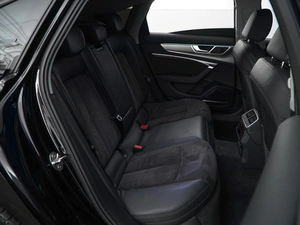 Седан Audi A6 2019 года, 3649077 рублей, Москва