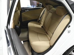 Седан Hyundai Sonata 2010 года, 1238000 рублей, Ставрополь